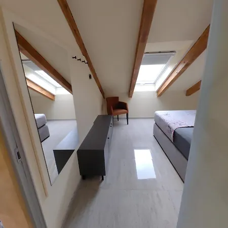 Luxury Stobrec Apartamento *